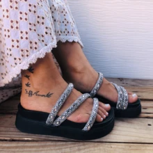 Women Platforms & Wedge Sandals - 黑色 - 查看 2