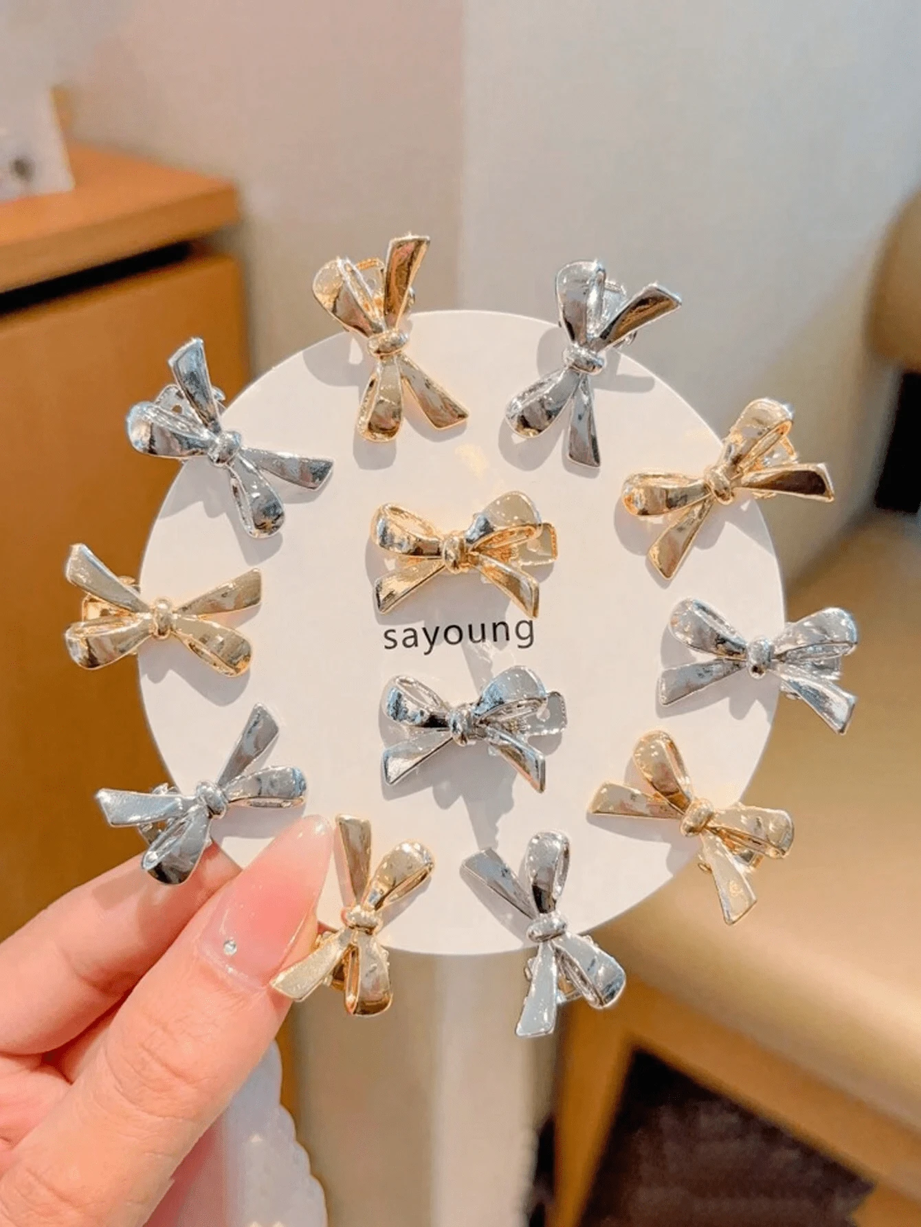 8/10 件金属蝴蝶结发夹，适合女孩的多功能发夹 - 彩色 - 查看 1