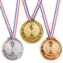 3 Piezas Medallas de Fútbol para Ganadores, Medallas de Oro, Plata y Bronce, Medallas de Premio 1er, 2do y 3er Lugar con Cinta de Cuello, Estilo Deportivo de Fútbol, Medallas/Premios para Competiciones, Decoraciones de Fiesta y Premios para Celebraciones de Competiciones Deportivas y Favores de Fiesta
