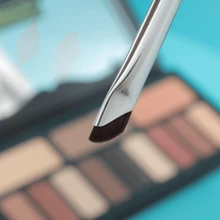Juego de brochas para delineador de ojos, cejas y tinte de cejas que incluye: brocha angulada delgada para delineador de gel, brocha de punta fina para cejas, brocha plana para teñir cejas