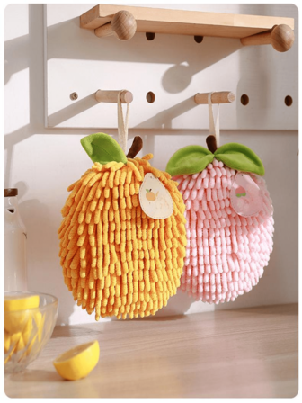 可爱水果主题悬挂式手巾 - 超柔软吸水，加厚厨房和浴室毛巾，带环。雪白手巾悬挂式厨房浴室卫生间加厚手巾球抹布超强吸水天鹅绒毛巾可爱家居浴室装饰返校洗碗布厨房毛巾