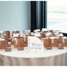 Panneau de table de mariage, Merci d'être venu, Panneau acrylique avec support, Faveur de mariage minimaliste, Douche nuptiale, Réception de mariage, Fournitures de faveurs pour événements et fêtes