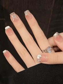 10 pezzi di unghie finte francesi realizzate a mano con farfalle e diamanti nell'atmosfera, unghie per San Valentino, occhio di gatto, splendenti e luminose, forma a bara corta, unghie acriliche dorate da applicare, accessori fai-da-te per arte di unghie, riutilizzabili, con colla trasparente e lima, modelli primaverili ed estivi, adatti per signore e ragazze per feste e vacanze.