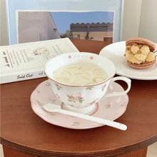 Conjunto de Xícara e Pires de Café Cerâmica Rosa Coelho 250ml, Conjunto de Chá da Tarde Vintage Estilo Coreano Fofo e Feminino
