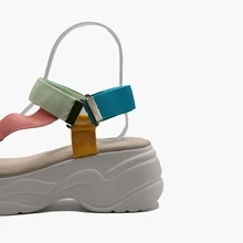 Sandales à plateforme avec fermeture à boucle - Multicolore - Voir 2