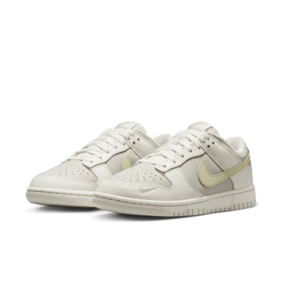 Nike Zapatillas deportivas de caña baja cómodas y versátiles, antideslizantes y resistentes al desgaste para hombres y mujeres, de color blanco y verde, IB3484-001