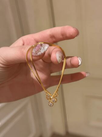 1 件简约珍珠和方晶锆石蛇骨手链，复古别致高端时尚百搭可堆叠配饰，适合作为朋友/姐妹/母亲节礼物，最适合日常佩戴