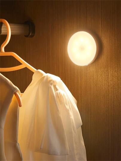 1pc/3pcs/6pcs Rechargeable LED Night Light, USB Powered 3-Color Adjustable Cabinet Light With Magnetic Double-Sided Tape, Wireless, Used For Home, Bathroom, Bedroom, Kitchen, Car, Garage, Corridor Decoration, Emergency Lighting, Easy To Install (250mAh)