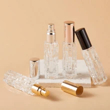 4 pezzi - 10/15ml Bottiglia da viaggio portatile per profumo, contenitore cosmetico ricaricabile trasparente con tappo artistico, perfetto per tonico, soluzione di bellezza portatile, accessori da viaggio ideali, articoli essenziali per le vacanze, piccolo profumo da donna e uomo, ideale per spiaggia
