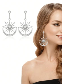1pc Minimalist Bohemian Summer Fashion Sun Goddess, Star & Moon Rhinestone Decor Long Drop Earrings, Lady Earrings Suitable For Daily Wear