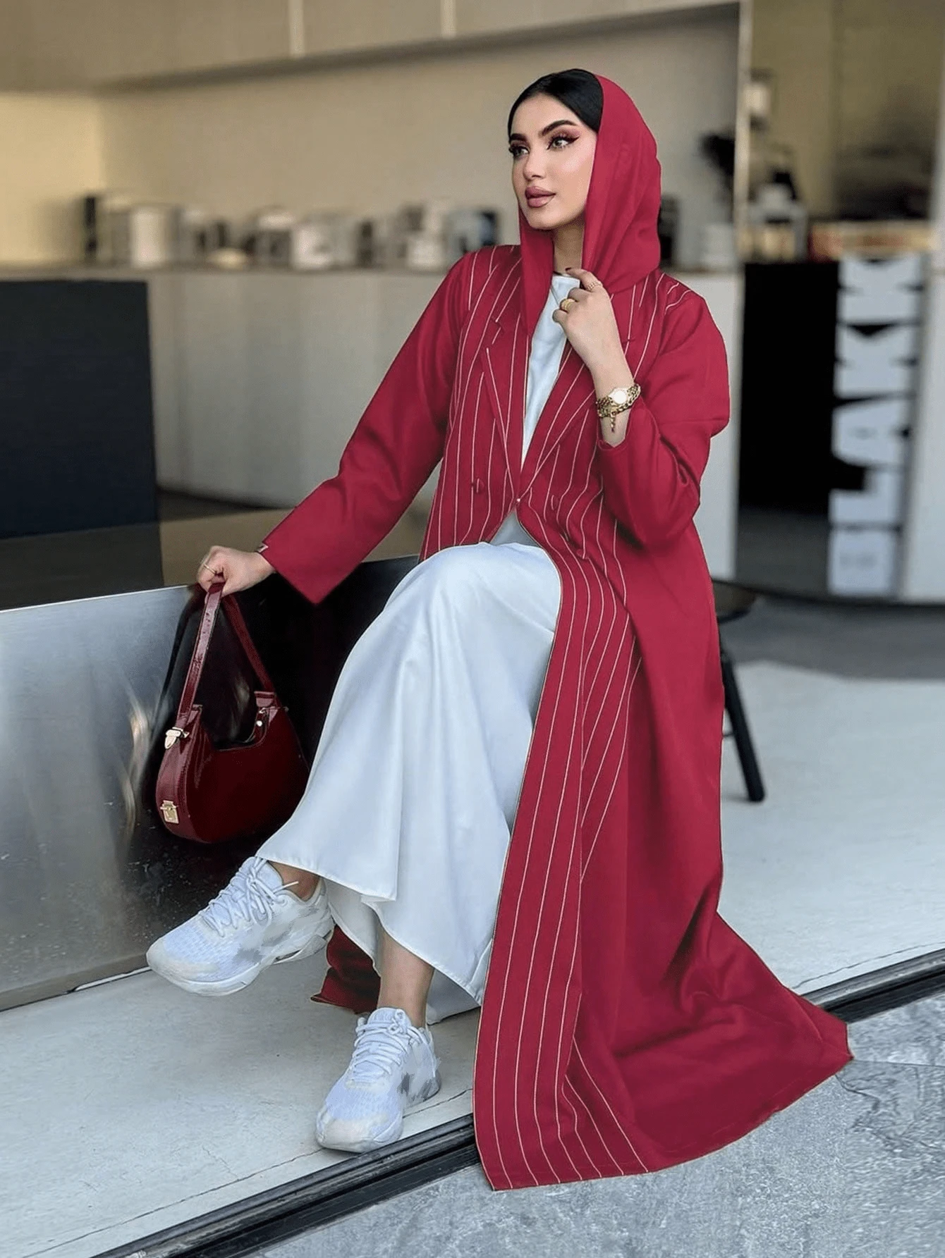 Modest Summer Women's Contrast Striped Robe Abaya, Fashionable Versatile Lightweight Jacket, Kaftan - Red - View 1