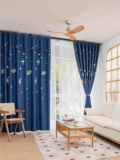 ستارة عازلة معتمة للنافذة لغرفة نوم الأطفال بطباعة فضائية كرتونية حديثة قطعة واحدة