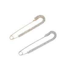 2pcs Elegant Golden And Silvery Rhinestone Sweater Cardigan Pin Brooch - Luxurious Simple Design For High-End Fashion - Oversized For Statement Look, Securely Fixed, Perfect For Exuding Confident Elegant