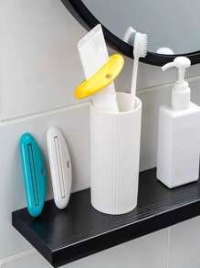 2pcs Random Color Japanese Style Toothpaste Dispenser, Hand Cream Squeezer, Face Wash Tube Holder, Manual Toothpaste Roller