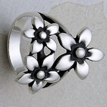 1pc Silver Plated Delicate Flower Design Ring, Suitable For Daily Wear And Gift-Giving, Available In Multiple Sizes