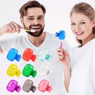 4 pezzi/1 pezzo/Viaggio/Casa Custodia per spazzolino da denti, Custodia protettiva da viaggio portatile per spazzolino da denti, Scatola di stoccaggio, molletta di protezione portatile per testina dello spazzolino da denti (Colore casuale) Decorazione bagno di casa Decorazione autunnale Ritorno a scuola