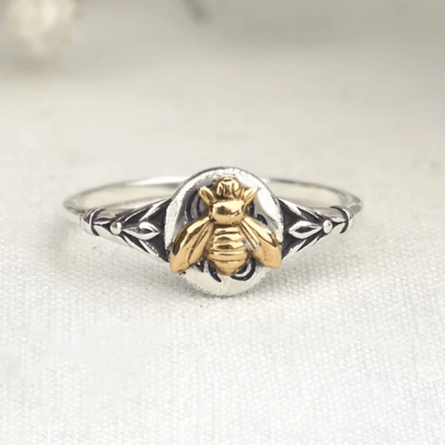 Vintage Boho Bee & Floral Detail Design Ring, Fashion Statement Accessory Suitable For Daily Wear And Gifting - Antique Silver and Gold - View 1
