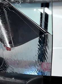 1 Roll 50x300cm/19.68*118.11in 1/5/15/25/35/50% VLT Car Window Tint Window Privacy Film, Car Shade Front Windshield, Heat & UV Block And Scratch Resistant, Blackout Window Film Auto Car Windshield Sun Shade Roll,Privacy And Privacy Prevention, High Light Transmission Does Not Block The Line Of Sight, Protection Of Privacy And Driving Double Protection! Add Installation Kit