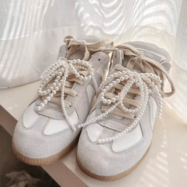 1 pezzo Decorazione per scarpe elegante e carina con perle e fiocco, accessorio fermapiede luminoso per scarpe sportive, accessorio fai-da-te per foratura delle scarpe