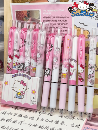  Sanrio 6-delars set Hello Kitty & Kuromi & Melody & Cinnamoroll & Pochaccos & Pompompurin söt penna - svart bläck, snygg kulspetspenna med färgglatt animemönster - hållbar och smidig skrivning för kontor och skola - perfekt present till fans skolmaterial skolmaterial essentials utiles eses boitos kontorsmaterial presenter till jul god jul julgranar julbelysning och halloween