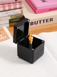 Boîte-cadeau surprise majeur, boîte majeur, cadeau parfait avec main qui sort, avec boîte pour adultes, statuette de main majeur comme cadeau de Noël drôle et original, boîte-cadeau, pierre précieuse, boîte à bague de fiançailles, empreinte de main, majeur, double farce, surprise, joie, farce, cadeau amusant, pour ajouter une ambiance à l'anniversaire de votre mère, père, épouse, petite amie, petit ami, mari ou ami lors d'une fête ou d'une réunion décontractée avec cette boîte originale et amusante