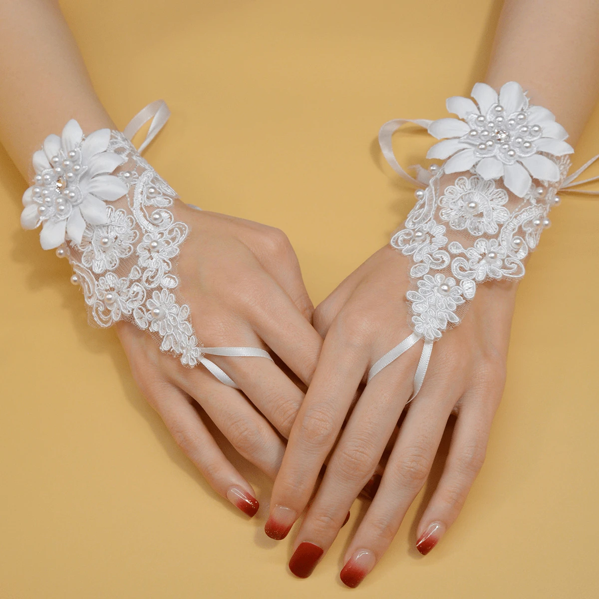 Bridal Bridesmaids Wedding Gloves, Wedding Season Pearl Bridal Gloves, Hook Finger Large Flower Wedding Accessories, Outdoor Wedding Decoration Adjustable Pearl Gloves, 3 Piece Set - Floral Lace Gloves 3-piece Set - View 1