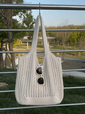 Summer New Fashion Style Lady Daily Use Lightweight Tote Bags Hollowed Out Knitted Crochet Beach Bags, Large Capacity Shoulder Bags For Shopping,Travel, Outdoor And School. Multifunctional Storage Commute Hobo Bag For Vacation Holiday Or Easy Carrying, Hottest Beach Bags