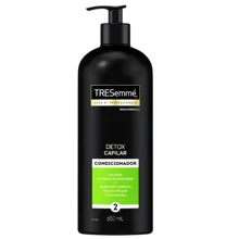 Kit TRESemmé Shampoo e Condicionador Detox Capilar 650ml