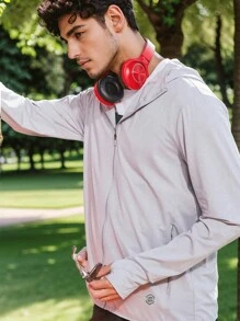 Graue Sonnenschutz Kapuzenjacke für Herren, unisex leichte atmungsaktive UV-Schutz Hausjacke, einfarbiges minimalistisches Design mit Taschen, schnelltrocknende knitterfreie Outdoor-Radfahren und Wandern Sonnenschutzkleidung, Vollzipper Langarm Sommerjacke