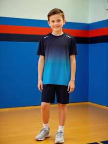 2 件/套男童休闲运动渐变线印花短袖 T 恤和纯色短裤，足球球衣套装，适合学校、日常锻炼、训练 - 彩色 - 查看 3