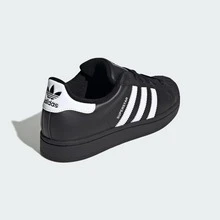 Adidas Originals Superstar II Shoes For Women, Shell-Toe Casual Activewear Sneaker For Daily Wear, Minimalist Low Top Sneaker For School And Workday Chic, Color Block Sneaker For Women's Fall Outfits, Black And White Shoe For Skate Outfits - 核心黑 / 雲白 / 核心黑 - 查看 9