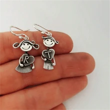 1 Par de Brincos Pendentes de Figuras de Casal Minimalista Retrô com Carta de Amor, Presente de Joia da Moda para Festas para Mulheres