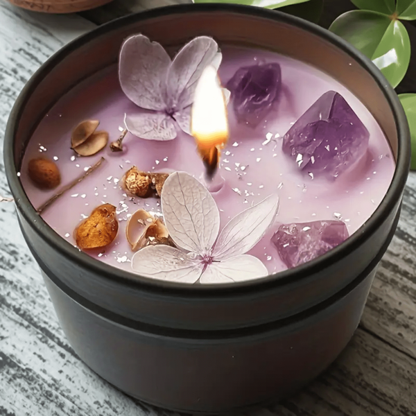 Bougie à la lavande - Parfum esthétique, cristal intégré violet mignon, pétales, décoration de maison/cuisine moyenne nouvelle. Parfum de lavande douce, cire de soja. Cadeau de luxe pour femmes. Matériaux de moulage de bougie pour la créativité/le fabricant de bougies