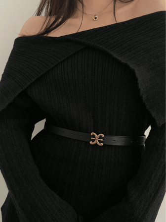 1 st. modernt läderbälte med metallspänne för kvinnor; dekorativt midjeband i retrostil för tröjor, rockar, klänningar, sommar, skola, höst, halloween