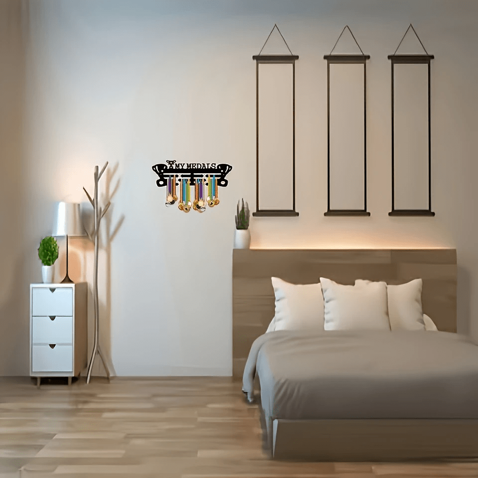 Elegatives Medaillen-Wandregal aus Metall - Wand-Halterung für Heim- und Bürodekoration, geeignet für Valentinstag, Neujahr, Osterfeiern, Familienwettbewerbe, Wandkunst, Wohnzimmer, beste Wahl für Weihnachten, perfekte Wahl für Thanksgiving