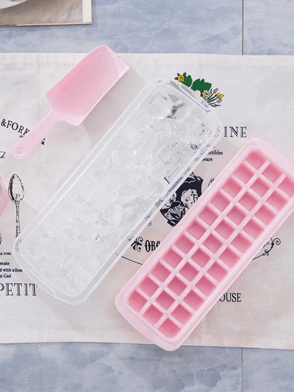 1 Pc Pink Ice Cube Tray, 33 Grids Ice Cube Tray, Covered Ice Cube Tray, Ice Maker Box, Ice Mold, With Ice Shovel, Easy To Demold, Material, Stackable, Kitchen, Refrigerator, Universal, Summer Drinks, Parties, Perfect For Gifts Or Self-Use/Suitable For Beverage Lovers, Party Enthusiasts, People Who Like To Make Their Own Cold Drinks