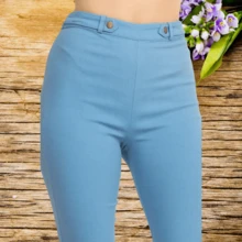 Pantalones de cintura alta con botones y lengüeta Un par de pantalones tejidos en un color sólido que presenta una cintura alta con lengüetas abotonadas, un ajuste ajustado y un largo completo, ropa de mujer - Azul - Ver 3