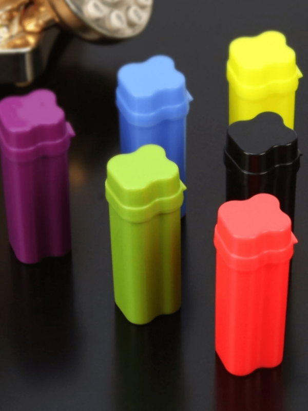 2 pezzi Scatola portasigarette con coperchio ribaltabile e scomparti per accendino integrati, portatile, con doppio scomparto, coperchio ribaltabile e comodo spazio per conservare due accendini