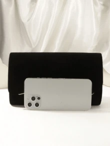 Czarna duża damska kopertówka, elegancka wieczorowa torebka z odpinanym paskiem łańcuszkowym, odpowiednia na wesela, idealna na imprezy, wesela, bale, formalne kolacje, można łączyć z sukniami ślubnymi, formalnymi sukniami, sukniami balowymi, sukniami urodzinowymi, strojami noworocznymi, sukniami na zakończenie szkoły, sukniami balowymi