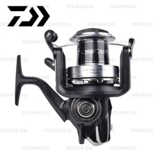 DAIWA DAIWA CROSSCAST-S Weitwurf Brandungsrolle für Meeresfischen, Baitcast Angel-Rolle für Weitwurfwürfe