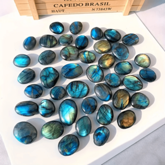 Natural Colorful Labradorite Carved Specimen, Blue Moonstone Raw Mineral, Popular Cross-Border Crystal Carving Decor