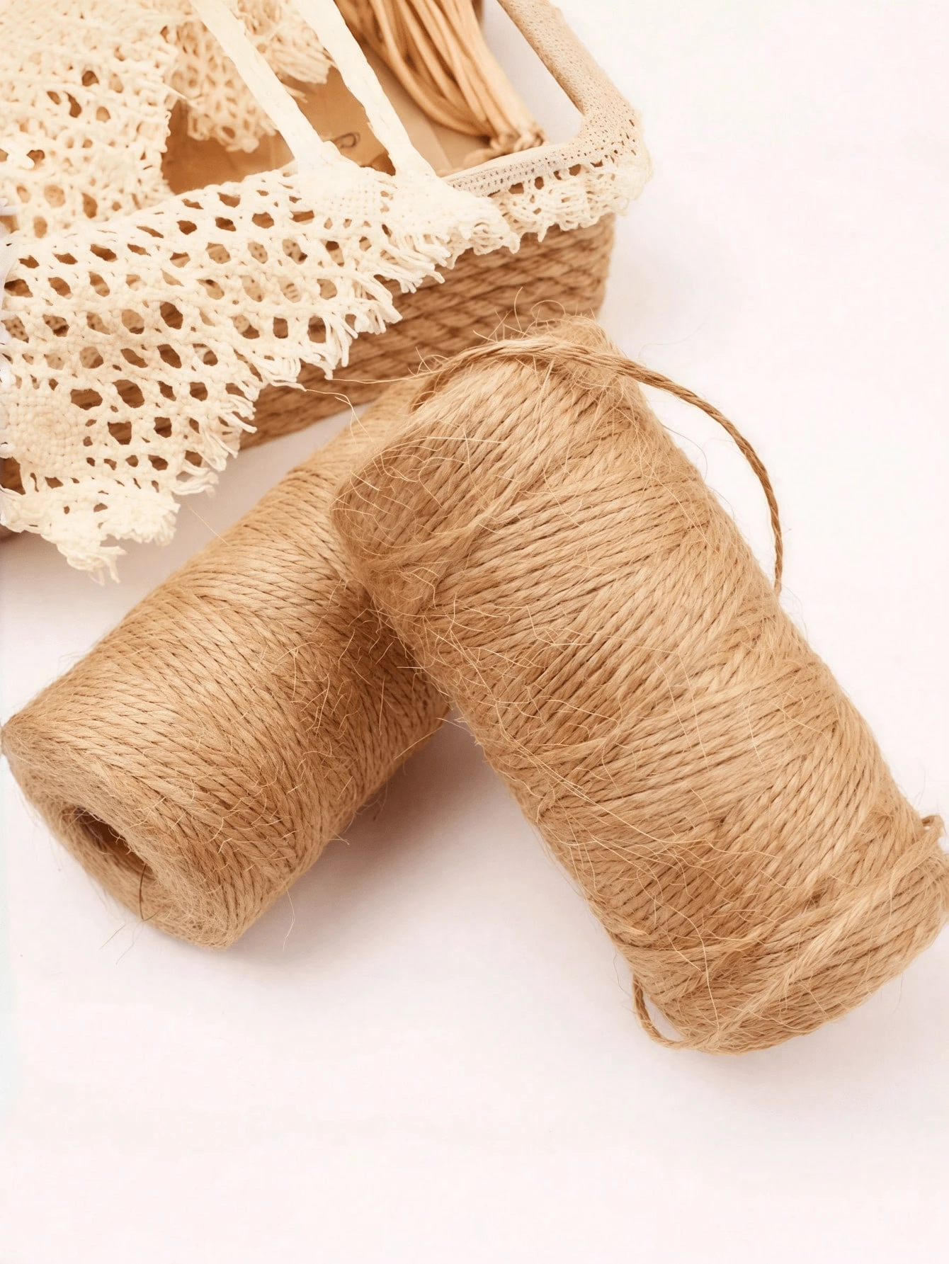 DELLNA 100m/Roll Natural Rope, Vintage Packaging Twine For Tags, Photos, Gifts, Gardening, DIY Jewelry Decoration, Wedding And Holiday Decorations, Suitable For Various Craft Projects