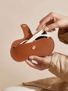 皮革眼镜盒，防刮、防压太阳镜保护盒，太阳镜收纳袋，带支架的眼镜盒，适用于旅行、度假、游轮、暑假、大学宿舍、居家、酒店、驾驶眼镜、老花镜、近视皮革眼镜袋、便携式挂袋