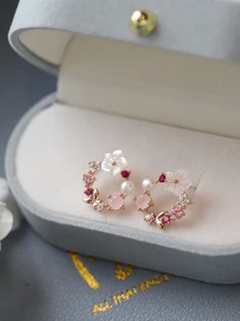 1 Paar Cut Out Strass-Blumen Faux-Perlen Ohrringstuds, geeignet für den täglichen Gebrauch