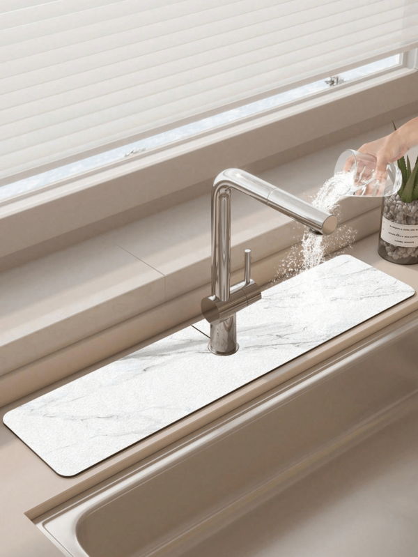 1 Stück weißer Marmor Design bedruckter Gummi Absorbent Anti-Rutsch Bodenmatte für Wasserhähne, schnell trocknend, wasserdichter Boden, ideal für Badezimmer, Küche, Büro, Restaurant, Bauernhof, Heimdekoration