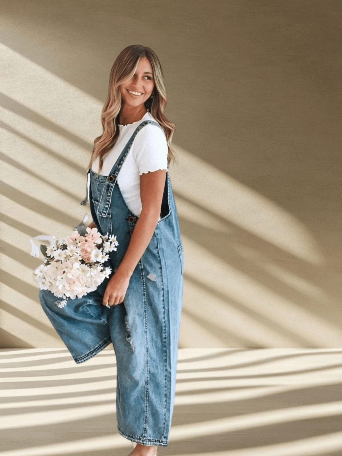 Women's Casual Denim Overall Jumpsuit , Loose Adjustable Shoulder Straps Make Old Denim Cargo Belt Pockets - Màu xanh lam - Xem 1