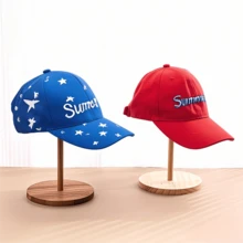 قطعة واحدة حامل قبعات خشبي للمكتب، حامل معلق للملابس، حامل عرض الباروكات، رف للقبعات، تصميم عصري أنيق يناسب جميع الأذواق، مثالي لتنظيم المساحات الصغيرة، إضافة لمسة جمالية لأي غرفة، هدية مثالية في المناسبات، يعزز من أناقة الديكور الداخلي، سهل التركيب والاستخدام، مثالي للاستخدام المنزلي أو التجاري، يضمن الحفاظ على القبعات والملابس بشكل مرتب، مناسب لموسم الأعياد والمناسبات الخاصة، يجمع بين الوظيفة والجمال، خيار مثالي لعشاق الموضة والديكور.