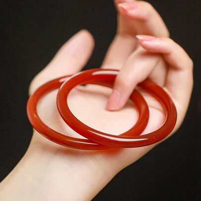 1Pc Natural Ice-Type Crystal Agate Jingle Bracelet, 4mm Thin Crystal Agate Bracelet, Jade Jewelry, Personalized Gift, Fashionable Accessory For Women And Couples, Symbolizing Peace, Freedom And Wealth, Family Happiness, Suitable For Family Gifts, Christmas And Various Festival Party Gifts, Crystal Gifts