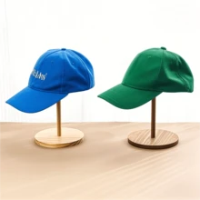 قطعة واحدة حامل قبعات خشبي للمكتب، حامل معلق للملابس، حامل عرض الباروكات، رف للقبعات، تصميم عصري أنيق يناسب جميع الأذواق، مثالي لتنظيم المساحات الصغيرة، إضافة لمسة جمالية لأي غرفة، هدية مثالية في المناسبات، يعزز من أناقة الديكور الداخلي، سهل التركيب والاستخدام، مثالي للاستخدام المنزلي أو التجاري، يضمن الحفاظ على القبعات والملابس بشكل مرتب، مناسب لموسم الأعياد والمناسبات الخاصة، يجمع بين الوظيفة والجمال، خيار مثالي لعشاق الموضة والديكور.