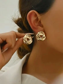 1 Pair Golden European Twist Knot Exaggerated Unique High-End Stud Earrings